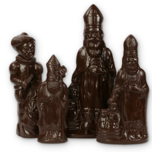 Grote sinterklaasfiguren in chocolade